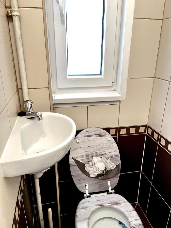 Margaret Bridge Cosy Flat Lägenhet Budapest Exteriör bild